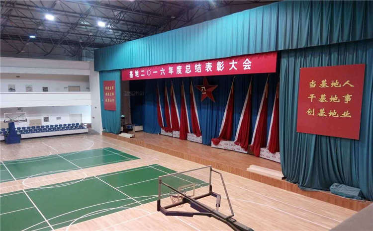 22厚舞臺運動木地板怎么保養?