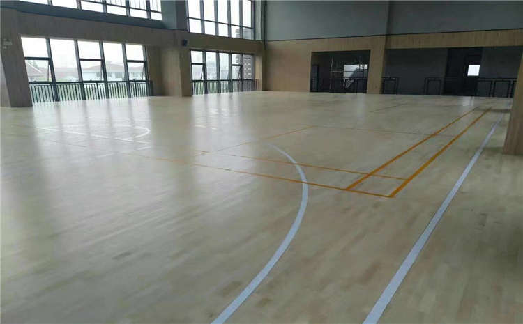 楓樺木籃球場實木地板規(guī)格